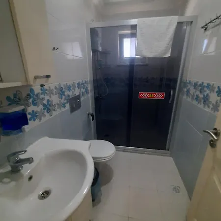 Karya Apartment *