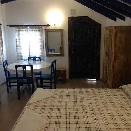 Apartment Karya *