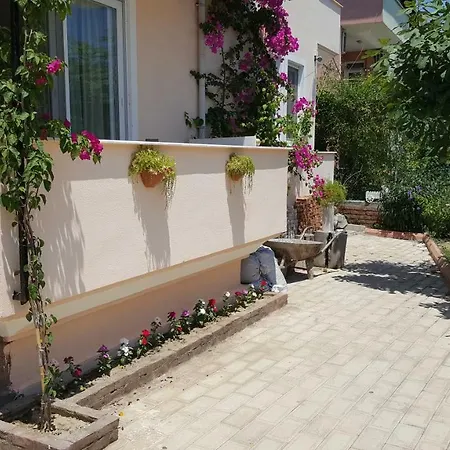 Karya