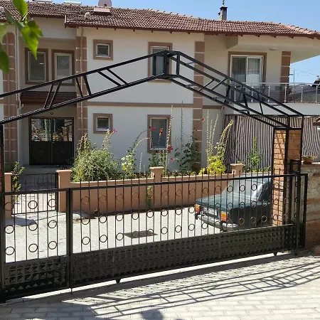 Karya Apartment